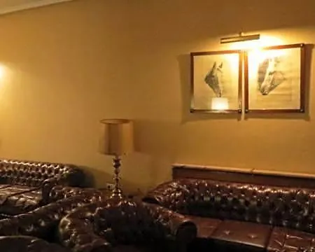 Monclus Hotel