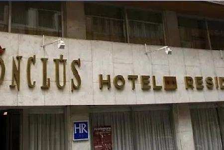 Monclus 2*